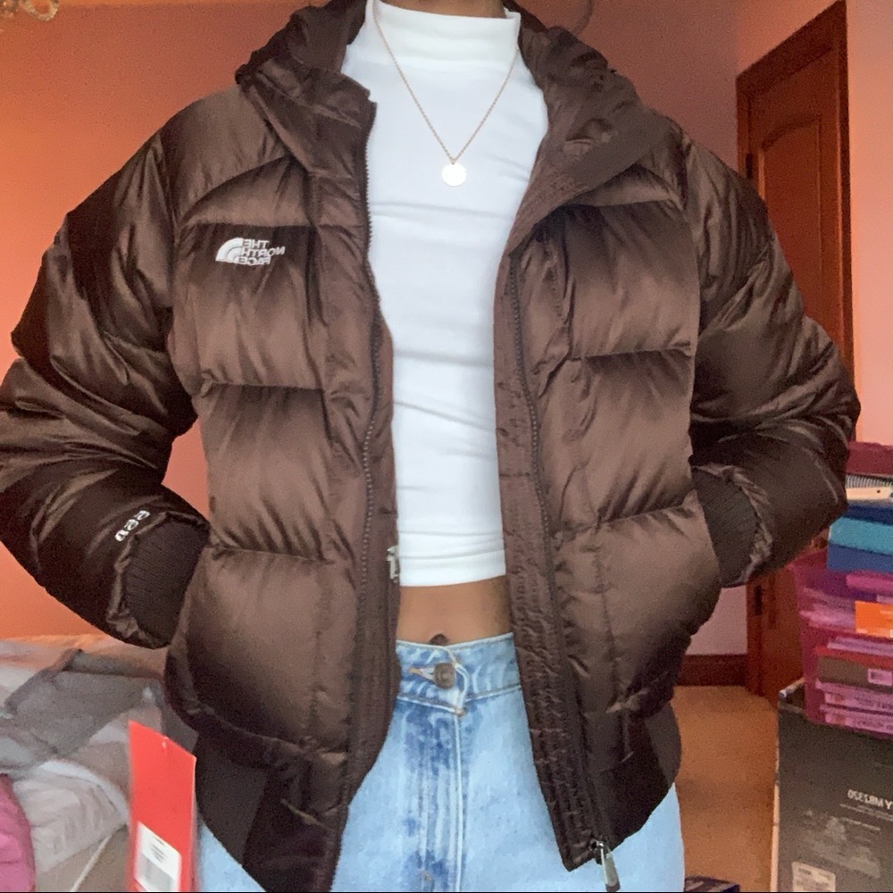 brown north face puffer